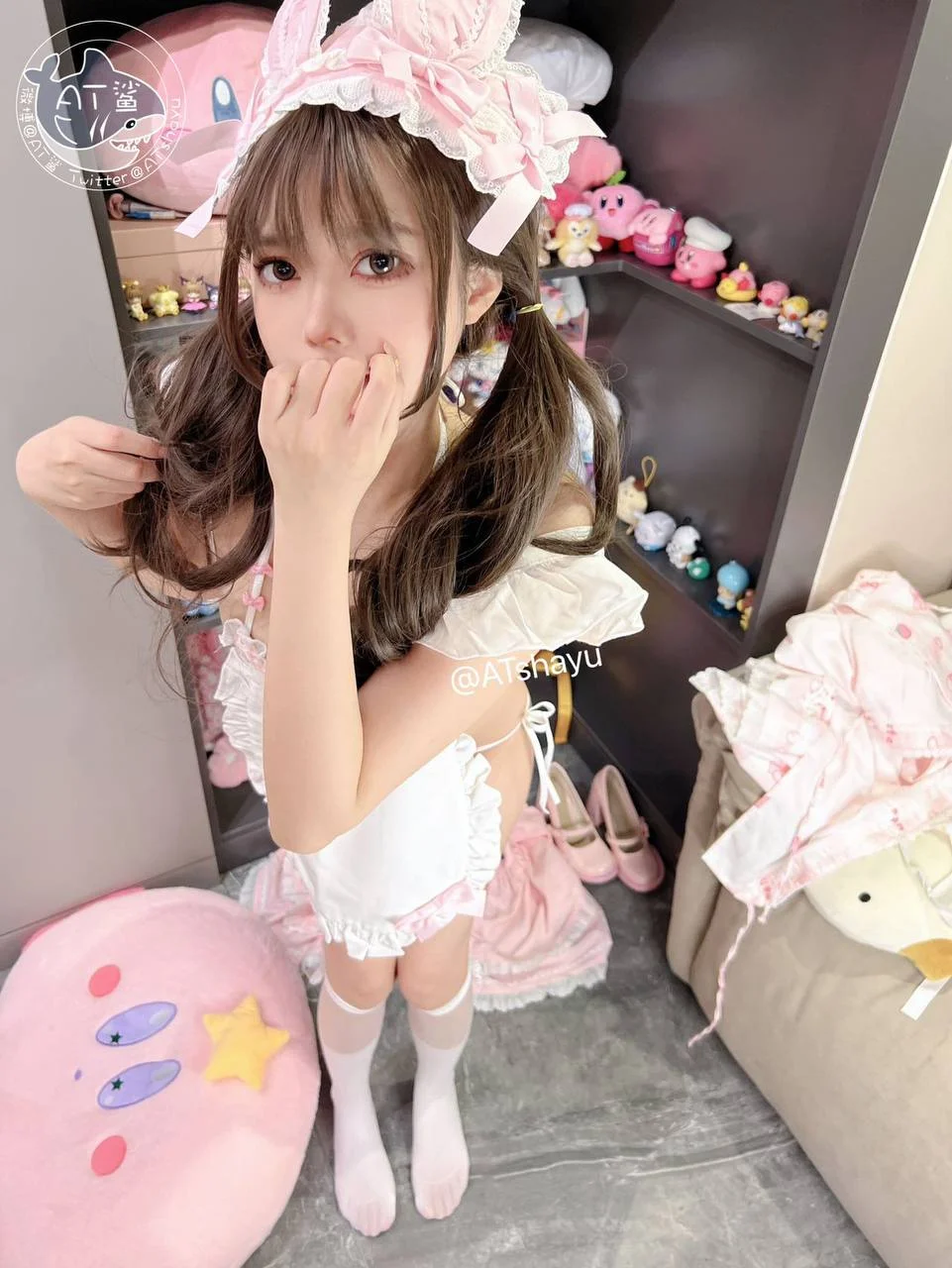 AT鲨 - 赛博萝莉 [90P,2V-37MB] tg@simisebaisi 【丝足阁】072.webp